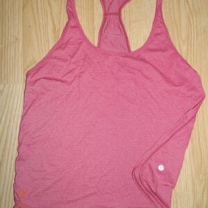 Lululemon Athletica 105f Singlet Raspberry Tank Top Size 4